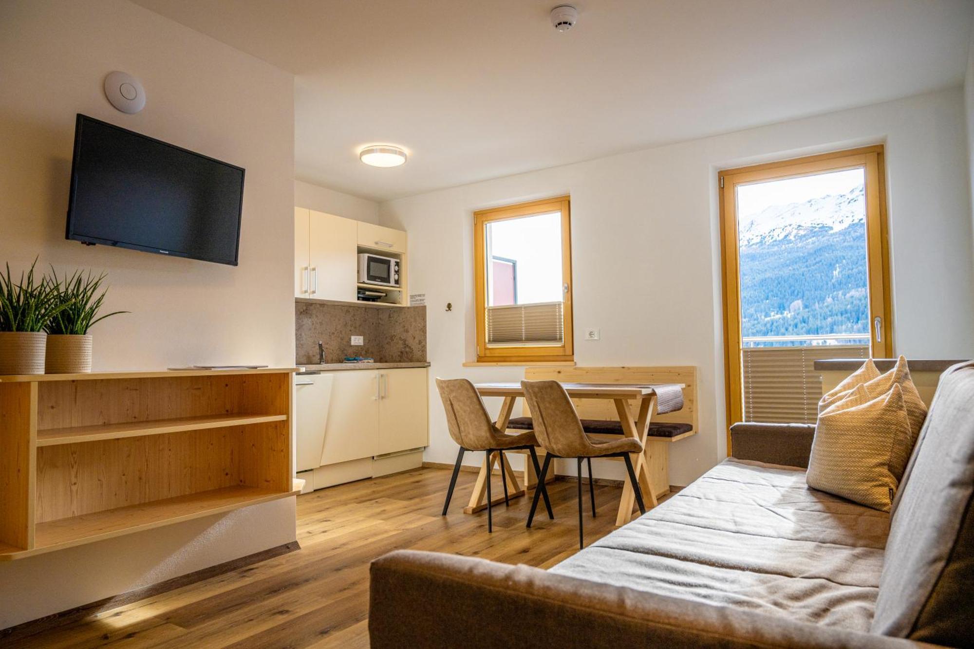 Aparthotel Montana